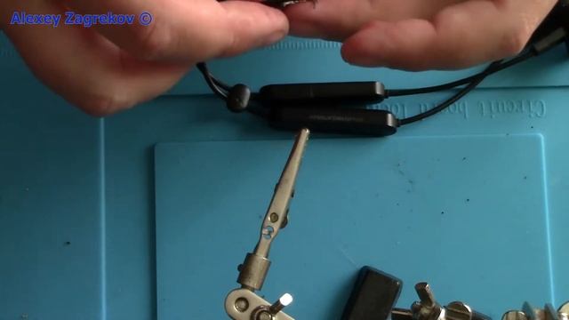 Как припаять провода наушников. Что делать если кот перегрыз гарнитуру ? смотреть онлайн
