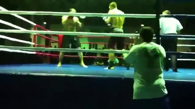 Русский боец грохнул чеченского чемпиона смотреть онлайн