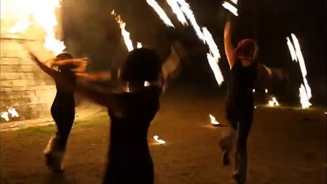 Фаер-шоу от арт-проекта Иллизиум. Fire-show from art-project ILLIZIUM смотреть онлайн