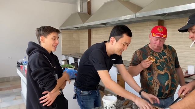 УЗБЕКСКАЯ ЧУПОНЧА ! БАРАНИНА С КАРТОШКОЙ В КАЗАНЕ #мясо #узбекистан #рецепт смотреть онлайн