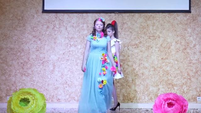 Гурская -Суворова Карина( региональный чемпионат моды и таланта "Модный день") смотреть онлайн