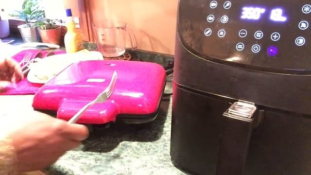 #1363 - Chicken & Waffles / DASH  NO MESS Waffle Maker