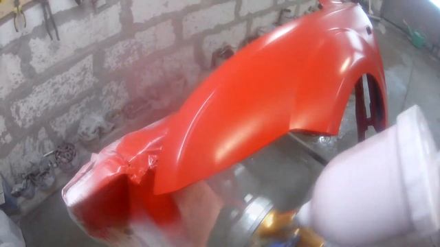 ford focus solid red front wings respray, wet on wet, garage paint situation смотреть онлайн