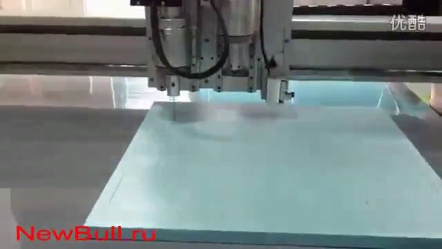 Планшетный режущий плоттер DCZ, нарезка пенополиуретана толщиной 50 мм, режущий плоттер и раскройщи смотреть онлайн