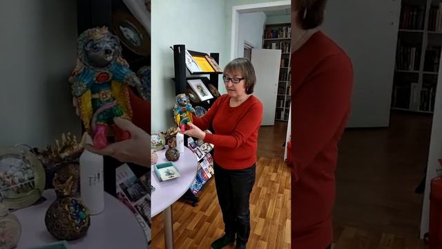 Выставка декоративно прикладного творчества "Весне навстречу" смотреть онлайн