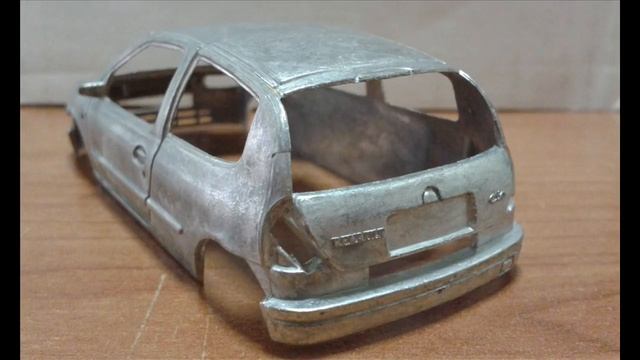 MODELLISMO - Restauro Renault Clio (Bburago 1/43)