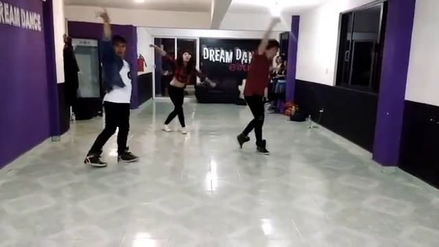 Loked out heaven Bruno Mars dream dance studio ikar lopez смотреть онлайн