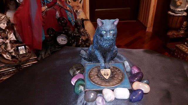 ЧЁРНЫЕ ЗАМОЛЫ - ШЕПОТКИ. ДЛЯ ВСЕХ. ВЕДЬМИНА ИЗБА. ИНГА ХОСРОЕВА смотреть онлайн