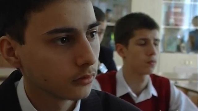 В 132-й школе - кабинет Истории православной культуры. смотреть онлайн