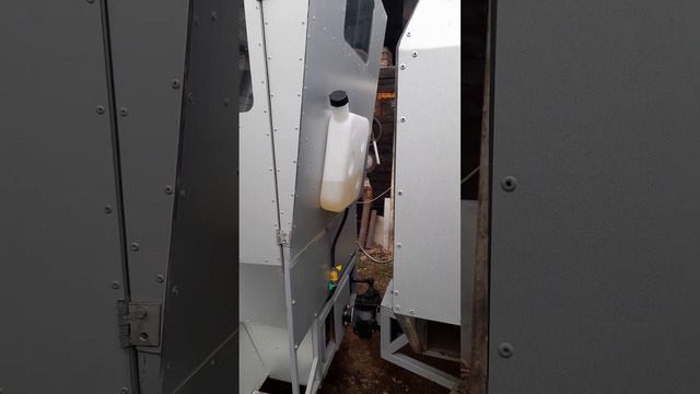 Пригнали вездеход на ТО. Год эксплуатации и 270 моточасов. смотреть онлайн