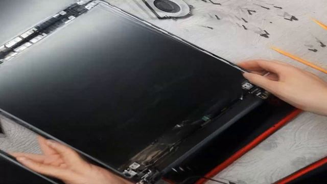 Полная разборка HP 15-bs091ur, чистка от пыли и замена термопасты, установка SSD, Апгрейд смотреть онлайн