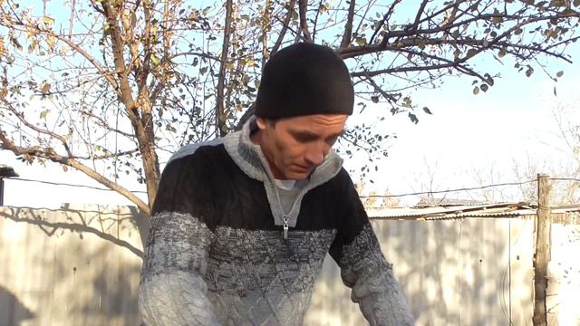 Сборка гнезда на зиму/Как подготовить пчёл к долгой зиме. смотреть онлайн