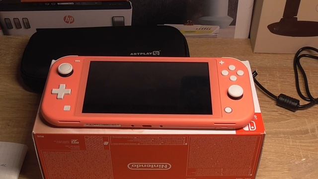 Игровая приставка Nintendo Switch Lite. ОТВЕЧУ НА ВОПРОСЫ, обзор консоли, чехла и игр к ней. смотреть онлайн