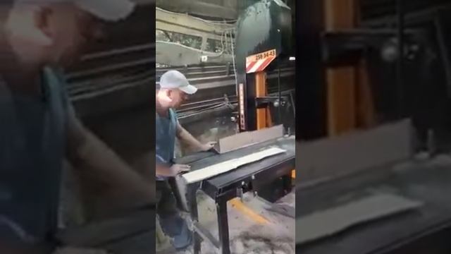 Пилорама ленточная вертикальная смотреть онлайн