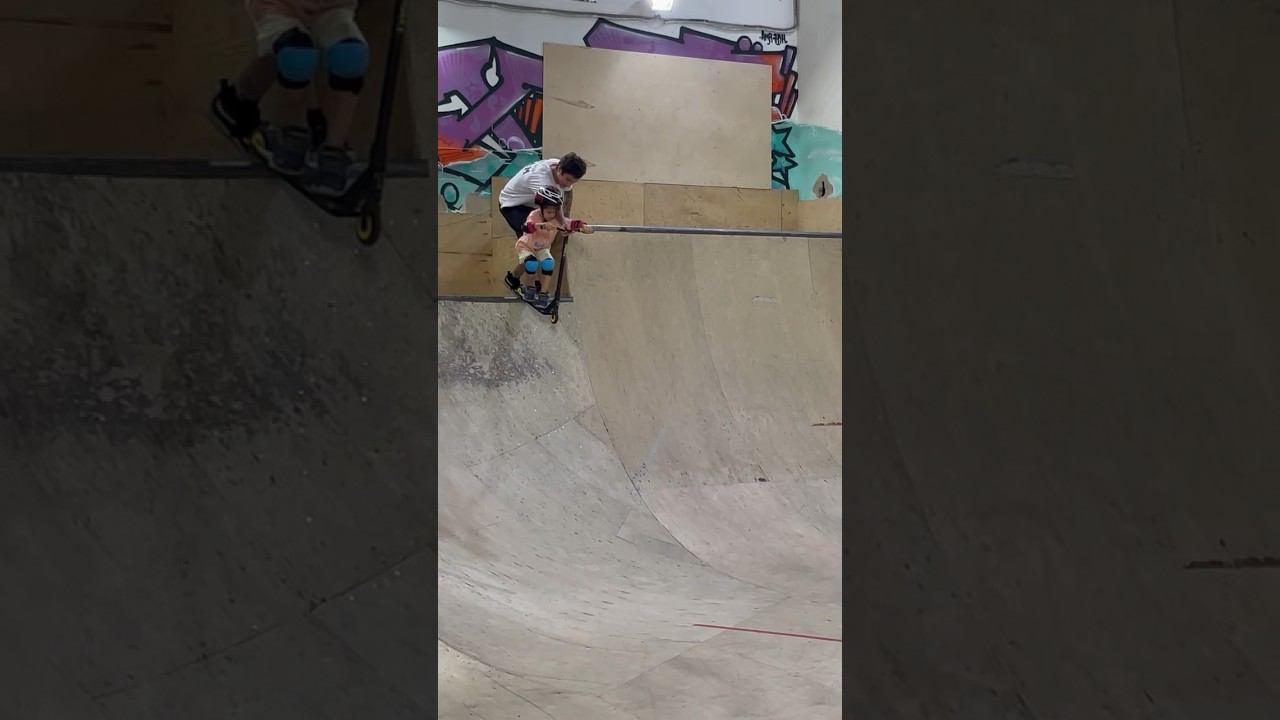 Москва Смольная 24 А #крытыйскейтпарк #трюковойсамокат #трюкинасамокате смотреть онлайн