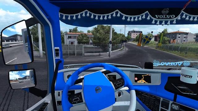 Volvo FH16 2012 white & blue interior смотреть онлайн