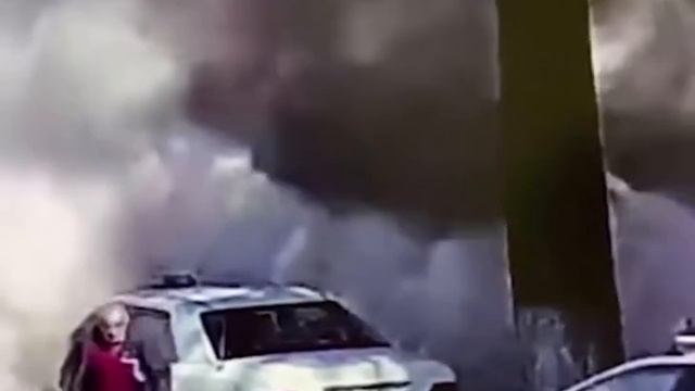 Процесс обрушения корпуса в Батуми. Кадры с видеокамеры смотреть онлайн