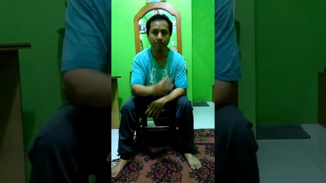 Simple Examples of Sentences in Past, Present and Future смотреть онлайн