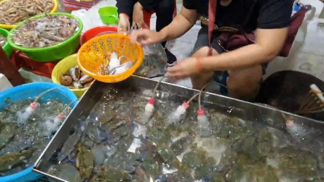 Рынок морепродуктов Сиануквиль 2021, пикник на берегу моря | Seafood market in Sihanoukville смотреть онлайн
