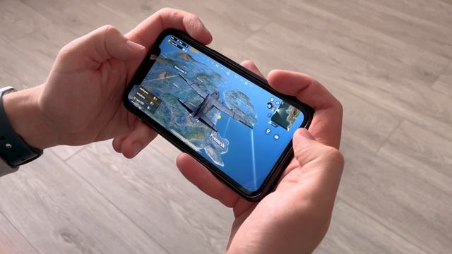 ? iPhone XR | СТАРИЧОК для 2023 года?! смотреть онлайн