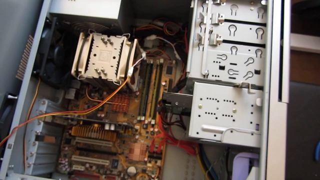 Окончательное улучшение охлаждения старонового :) компьютера. смотреть онлайн