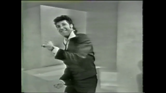 It's Not Unusual Tom Jones {Stereo} смотреть онлайн