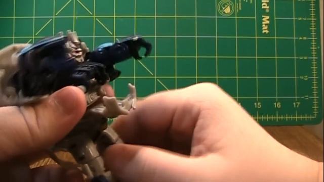 Transformers Dark Of The Moon Deluxe Soundwave Review