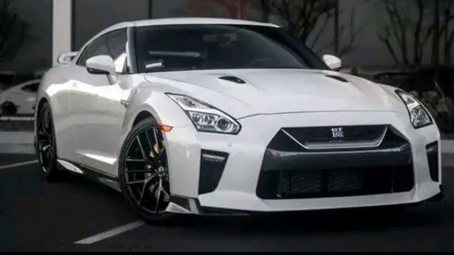 Клип Ниссан гтр р35