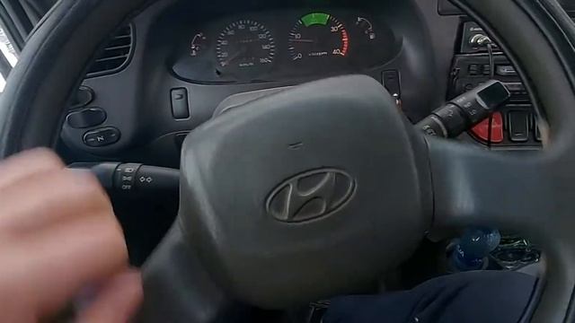 Хундай  78. Очень жёсткий но выручает))))