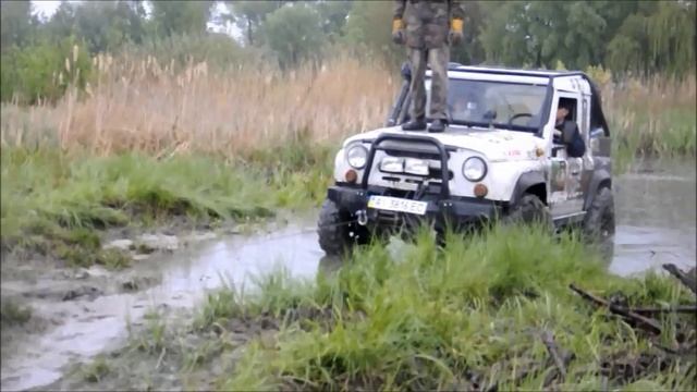 УАЗ 469, Нивы, Тойоты, Дефы 4Х4 2014 смотреть онлайн