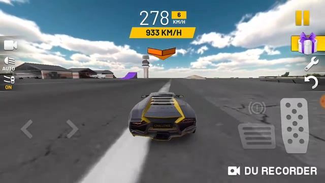 Делаем крутые дрифты и трюки в игре Extreme Car Driving Simulator смотреть онлайн