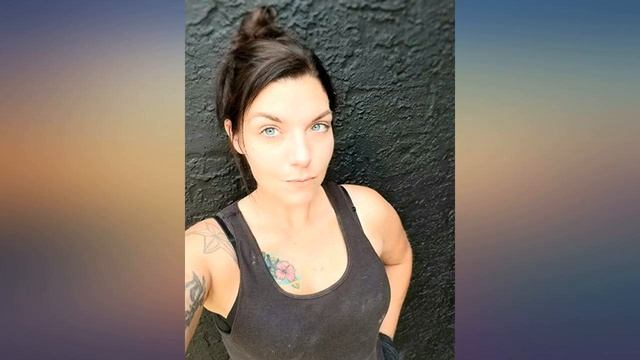 Schwarzkopf Keratin Color Permanent Hair Color Cream, 1.8 Ruby Noir (Packaging May Vary), смотреть онлайн