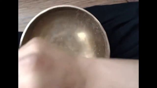 Singing Bowl from Tibet (Поющая чаша из Тибета - Странник Севера, Странные Штуки) смотреть онлайн