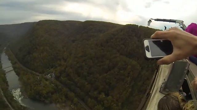 GOPR0376 Катапульта 5 / выкинули с обрыва смотреть онлайн