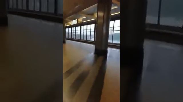 Станция метро *Воробьёвы Горы* смотреть онлайн