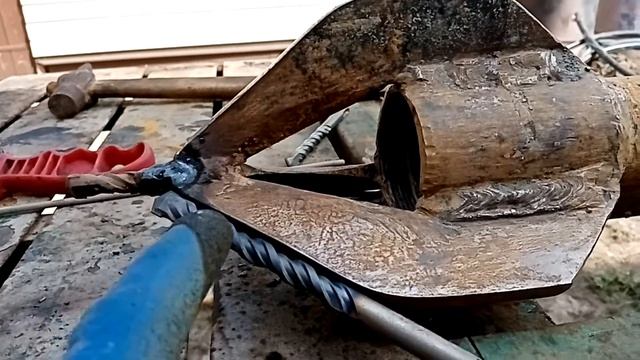 Геотермальное отопление !!!своими руками!!! Бур после 150 метров))) Часть 4 смотреть онлайн