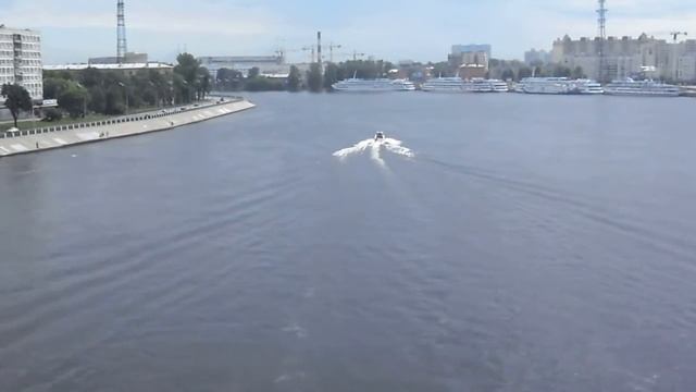 Neva river 23.06.2013 Нева.(Катера,скутер,буксир"Орел") смотреть онлайн