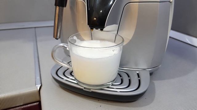 Кофемашина Phillips Saeco Xsmall смотреть онлайн