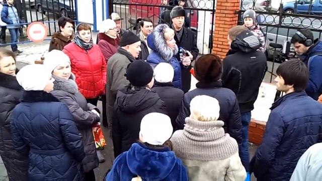 Не попавшее интервью на Царицынском рынок в сюжет Лайф Ньюс 2014 02 15 12 26 05 смотреть онлайн