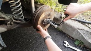 Съемник заднего барабана Рено Логан