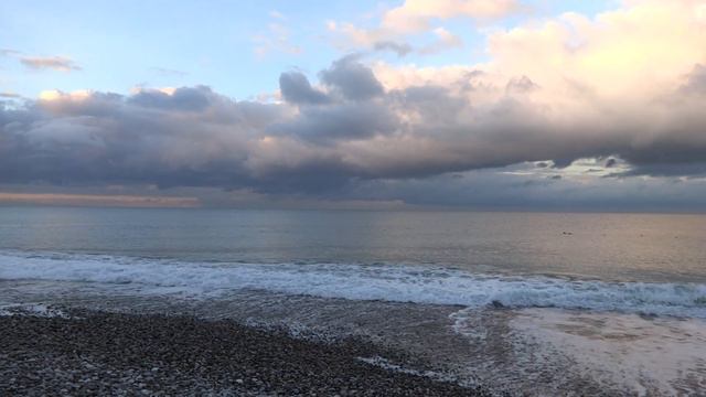 Море греет! Погода в Лазаревском 20 октября t +8°C, вода t +20°С. SOCHI RUSSIA смотреть онлайн