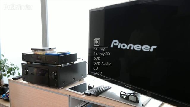Pioneer BDP-450: Με περγαμηνές Universal смотреть онлайн