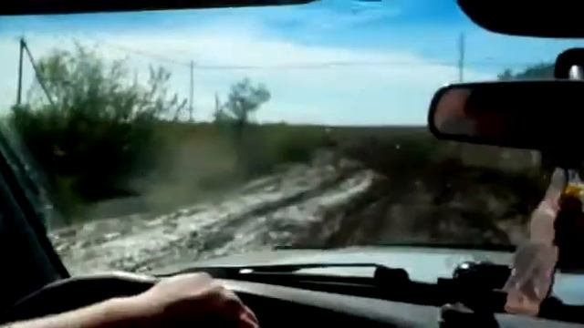 Тойота Секвойя по грязи смотреть онлайн