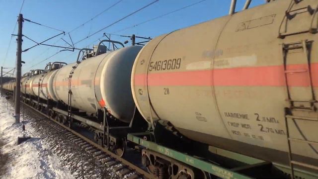 Электровоз ВЛ80С-1516 с грузовым поездом смотреть онлайн