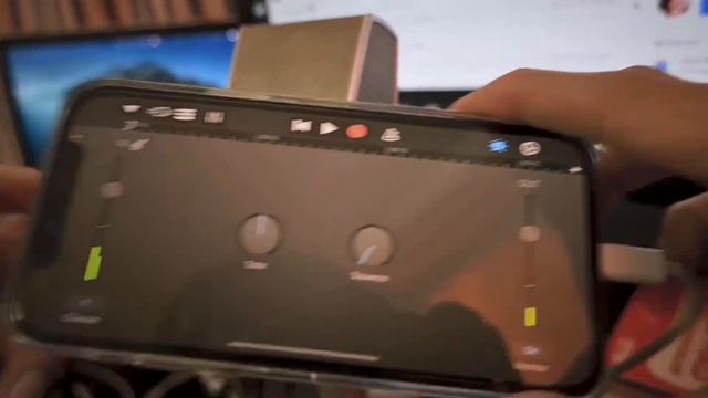 简单 高质素 ｜ 如何AKG LYRA 连接你的智能手机 | Quick Tutorial how to connect AKG LYRA into your smartphone. смотреть онлайн