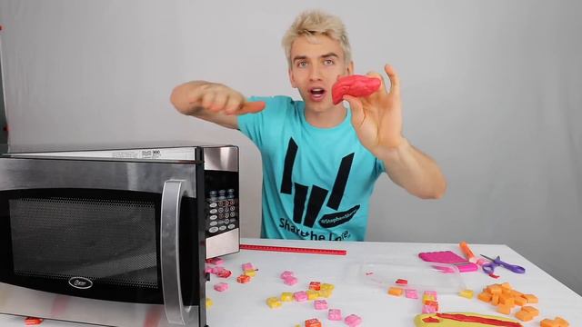 DIY EDIBLE SCHOOL SUPPLIES!! (STARBURST CANDY EDITION) смотреть онлайн