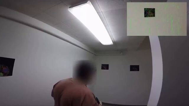 Из VR-шлема Microsoft сделали навигатор для слепых смотреть онлайн