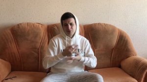 ДЕВУШКА ЧУТЬ НЕ СПРЫГНУЛА С18 ЭТАЖА