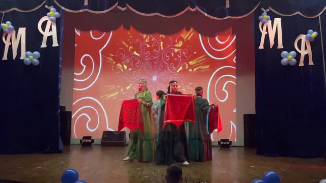 Концерт «Поклонимся мы той чьё имя мать!» танц. группа «Зоренька» смотреть онлайн