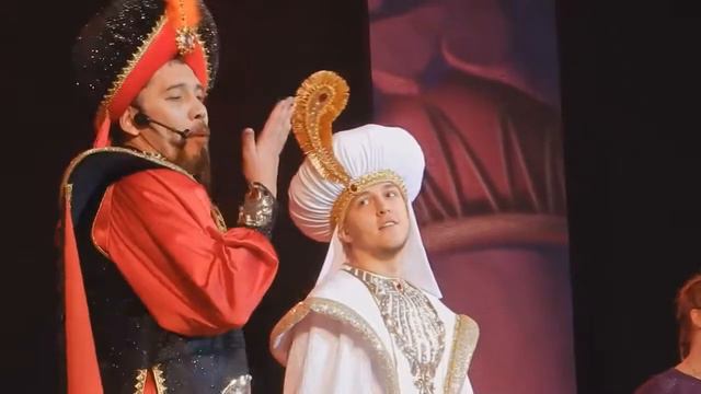 Новогоднее шоу в ДК Авиастроителей 2021